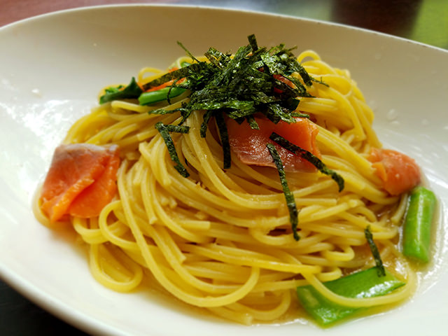 サーモンと小松菜のパスタ(料理モード)