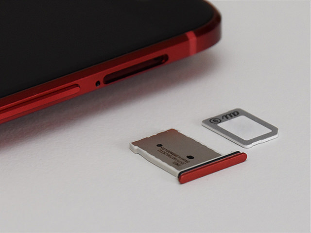 SIMカードの種類はnano SIM