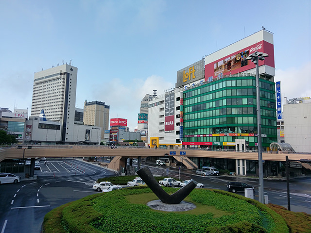 昼の仙台駅前(HDRオン)