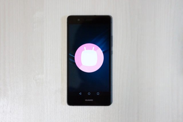 HUAWEI P9 lite:前面