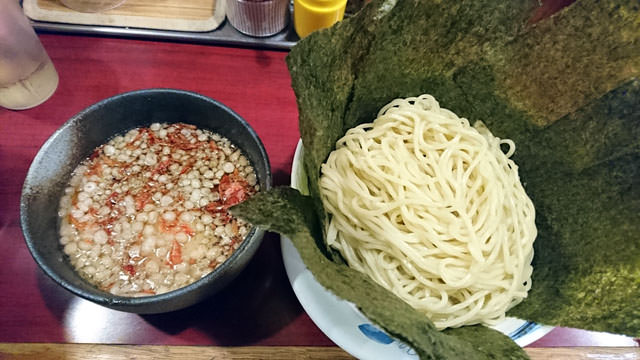 TORQUE G02 カメラ作例:つけ麺を撮ると色が薄くなってしまった