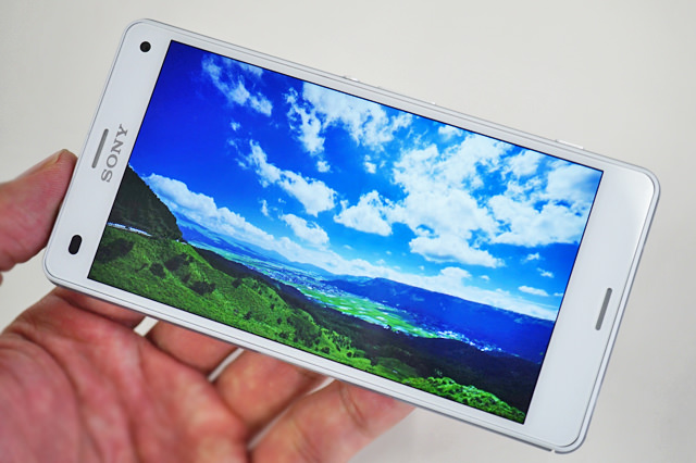 「Xperia Z3 Compact」