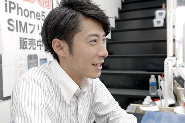 アリマス本舗 自由が丘本店 with iPhone修理屋さんの 力寛紀(ちからひろのり)さん