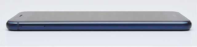 honor 8 側面(左)