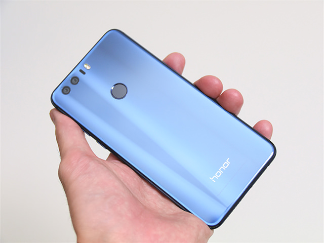 honor 8 背面のマイクロパターン