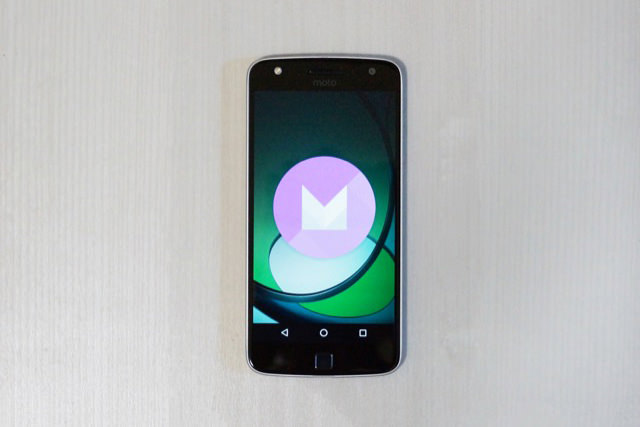 Moto Z Play:前面