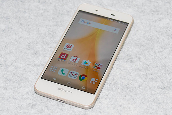 AQUOS EVER SH-02J:正面