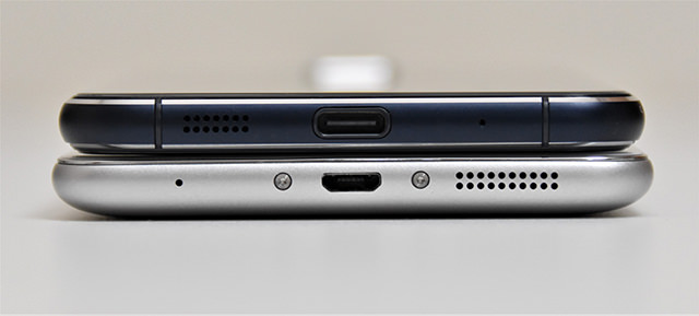 ZenFone 3 Laser(下)とZenFone 3(上)
