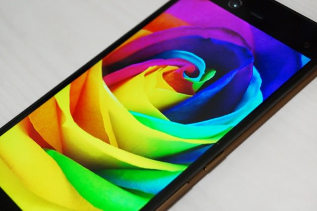 色再現性がアップし、独自の高画質化エンジンも進化