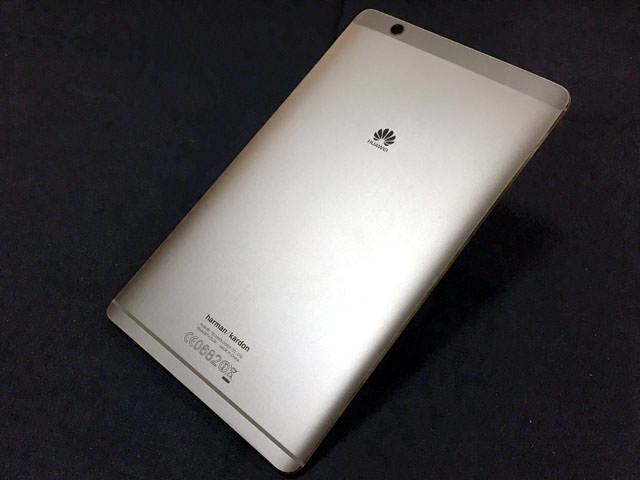 MediaPad M3の背面
