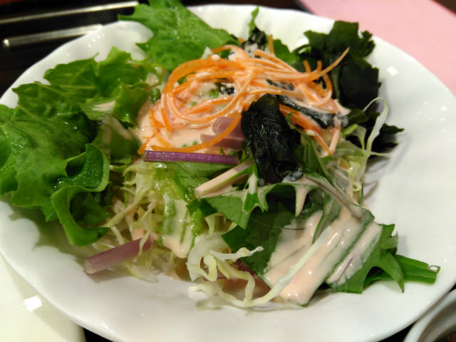 Android One S1 カメラ作例:食べ物・サラダ