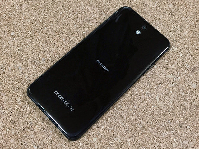 Android One S1:ベゼルが細くスタイリッシュなデザインに