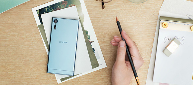 Xperia XZs