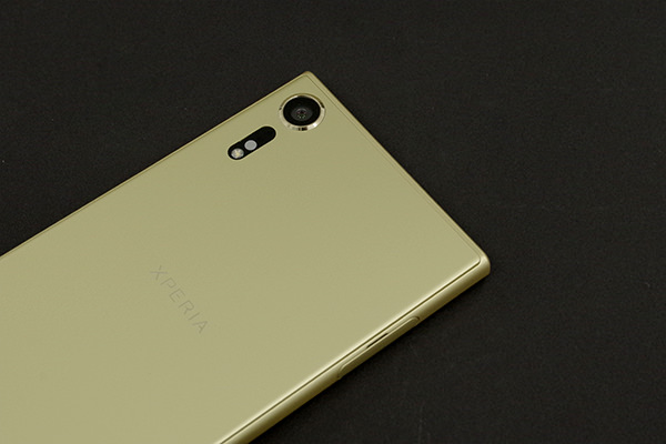 Xperia XZs カメラ:シトラス