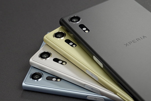Xperia XZs