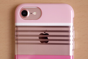 kate spade iPhoneカバー