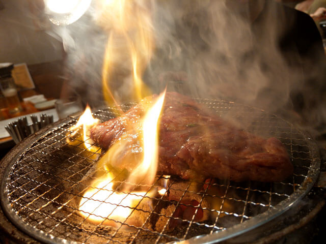 HTC U11 カメラ作例:原始肉