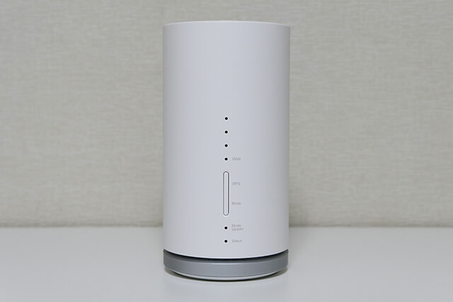 WiMAX2+ルーター L01 正面