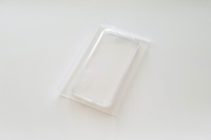 プラケースに入っていてもわからないほど透明度が高い