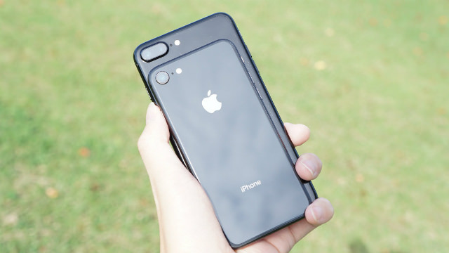 iPhone 7 Plusとのサイズ比較