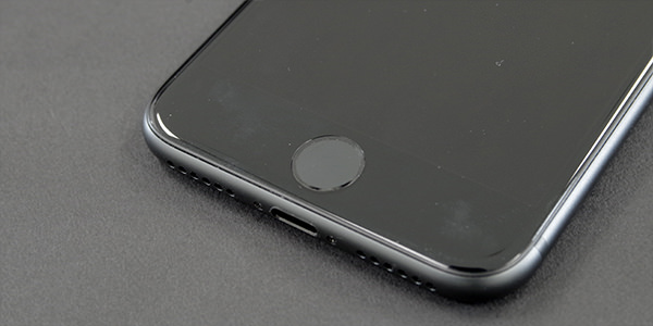 iPhone 8 カラー比較:スペースグレー