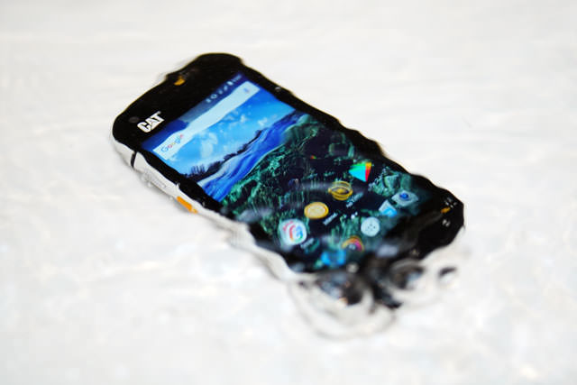防水・防塵・堅牢なタフネススマートフォン
