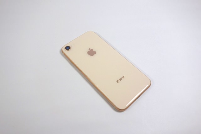 iPhone 8