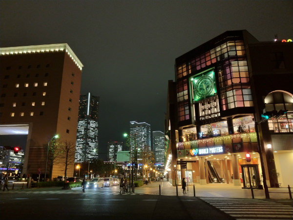 ZenFone 4 Pro カメラ作例:夜景