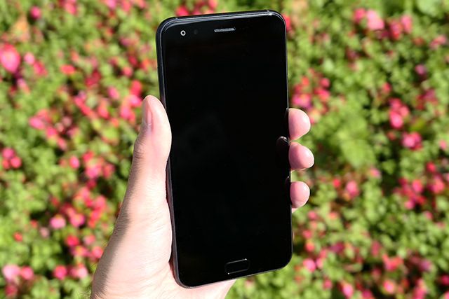 ZenFone 3のようにサイズ違いはない