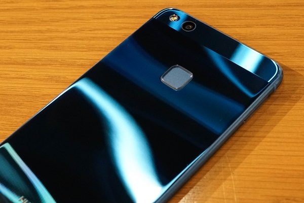 HUAWEI P10 lite