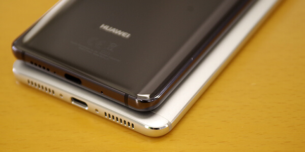 Mate 9 に比べるとだいぶ細くなった