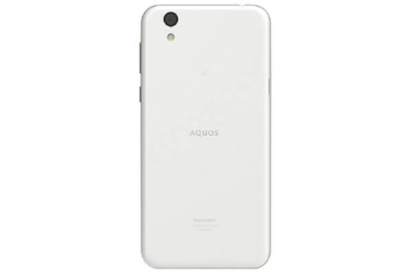 SHARP AQUOS sense lite