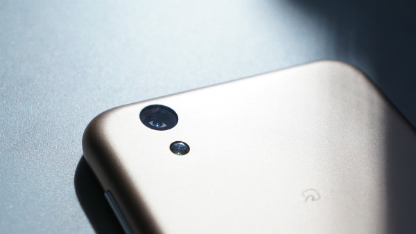 AQUOS sense liteのカメラ