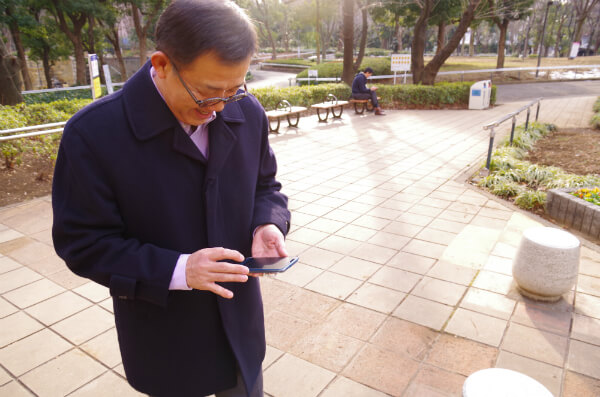 今回で格安SIMは3社目というだけあって、スマホの操作もお手のもの