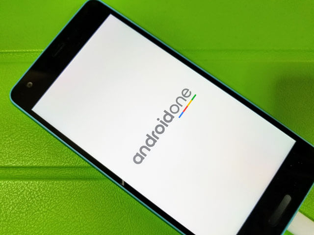 アップデート中は発着信を含む全ての操作ができない