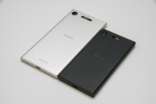 両機種の販売価格を比較してみましょう