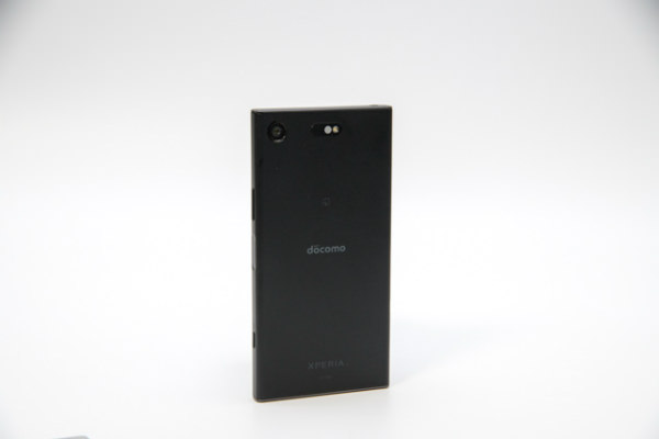 コンパクトサイズが好きならXperia XZ1 Compact