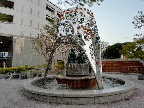 公園の噴水