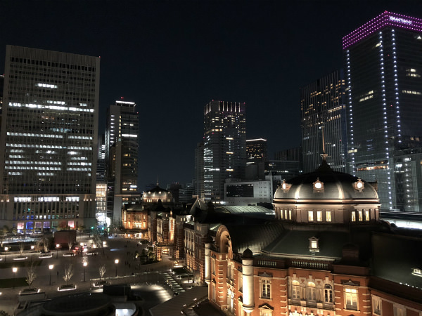 カメラ比較:iPhone Xにて撮影 夜の東京駅