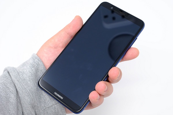 nova lite 2を持ったところ