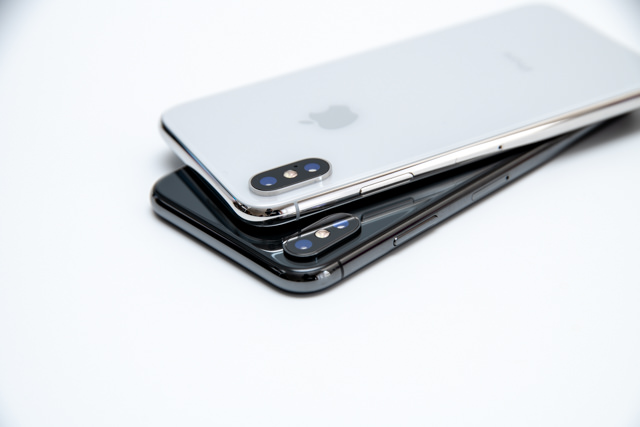 iPhone X