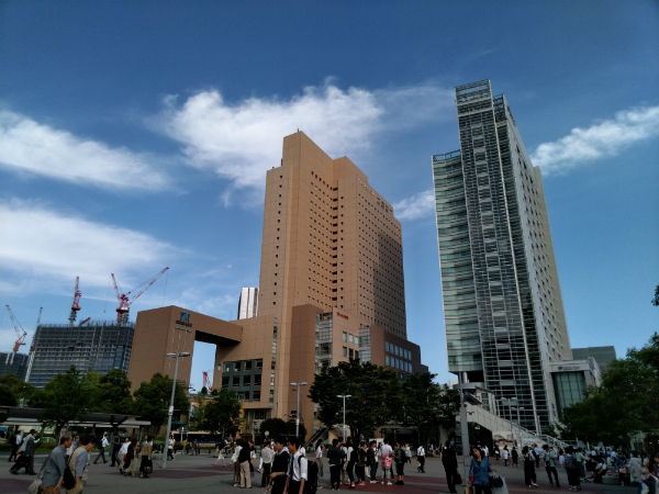 日中の風景写真(ZenFone 5Q)