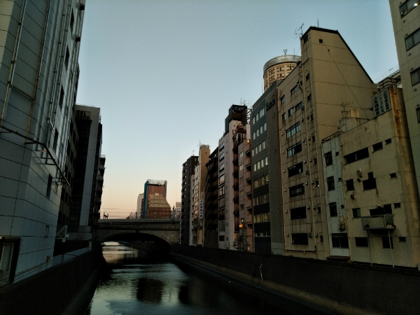 夕方の風景写真(ZenFone 5Q)