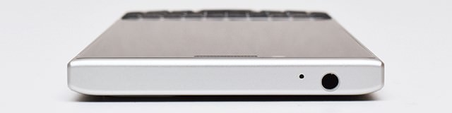 シルバー(型番:BBF100-8)の外観デザイン