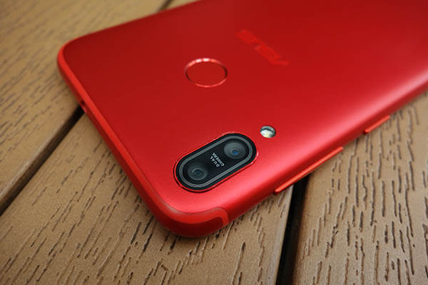ZenFone Max (M1)のカメラ性能をチェックしていきましょう