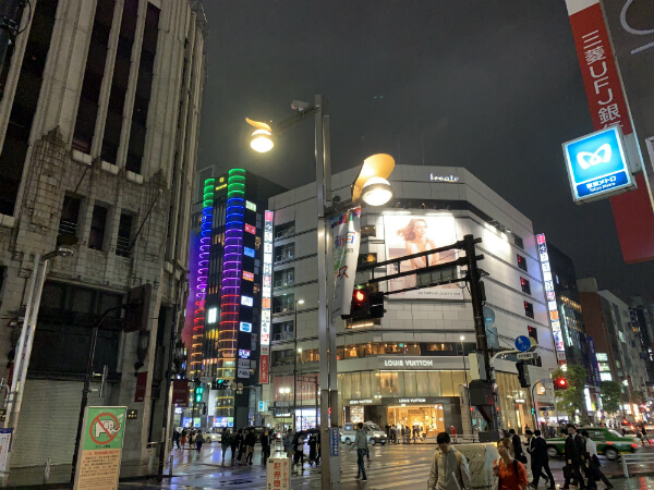 右:HDR有効