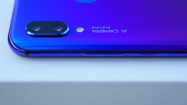 HUAWEI nova 3カメラ