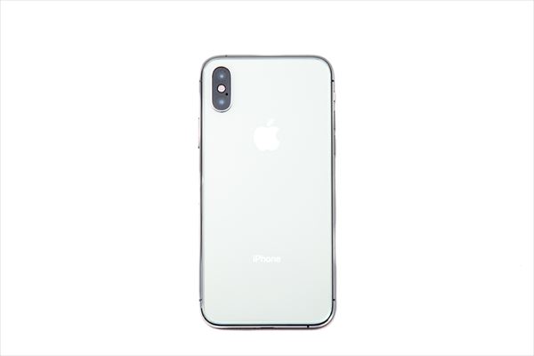 デザインは「iPhone X」とほぼ同じ