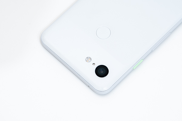 Pixel 3はシングルレンズを採用
