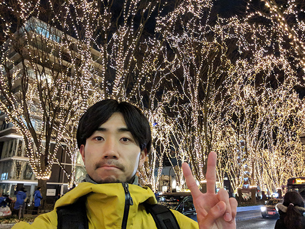 暗い場所でポートレート撮影。夜でも手軽に「自然」「キレイ」な写真が撮れる